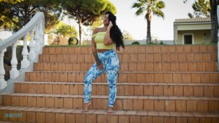 Olivia Paige Blue Leggings Bts